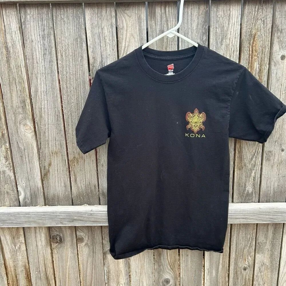 Kona men’s tshirt short sleeve size small